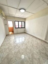 Jurong East Avenue 1 (Jurong East),  #585434751